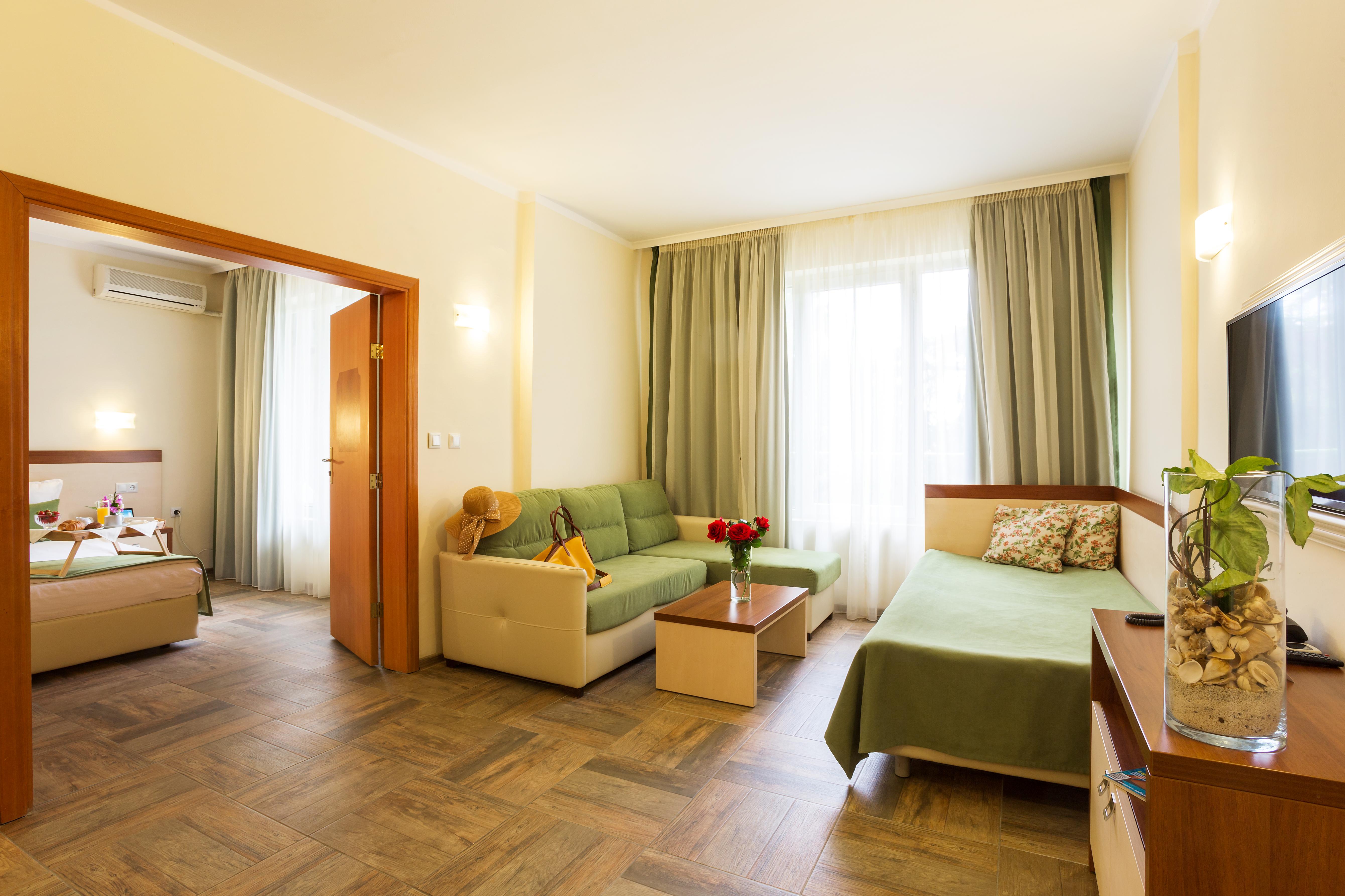 Ljuljak Hotel Golden Sands Exterior photo