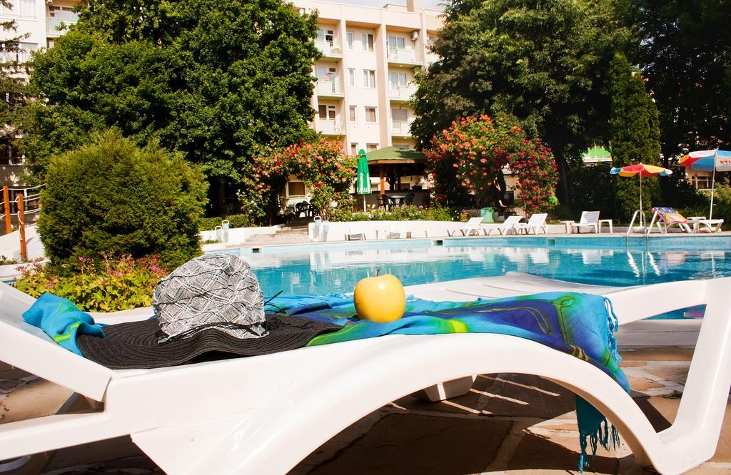 Ljuljak Hotel Golden Sands Exterior photo