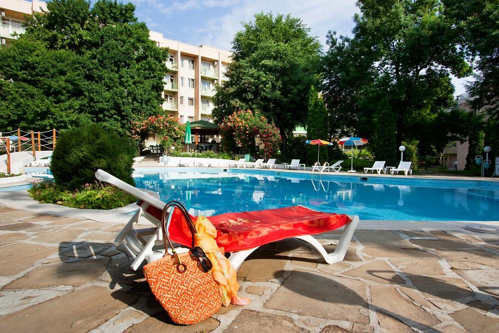 Ljuljak Hotel Golden Sands Exterior photo