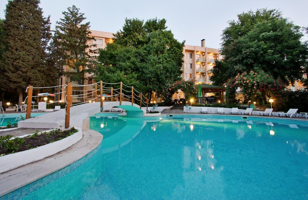 Ljuljak Hotel Golden Sands Exterior photo