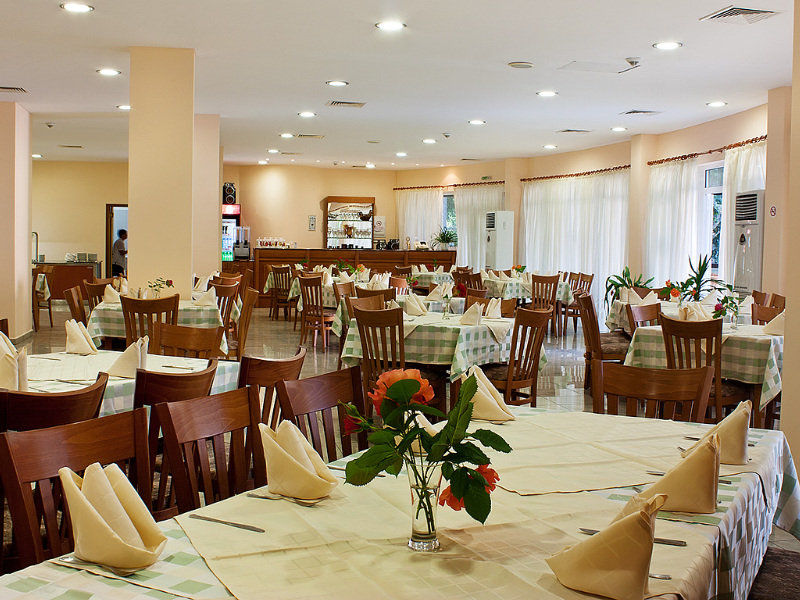 Ljuljak Hotel Golden Sands Exterior photo