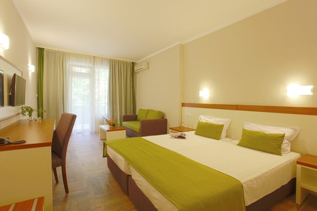 Ljuljak Hotel Golden Sands Exterior photo